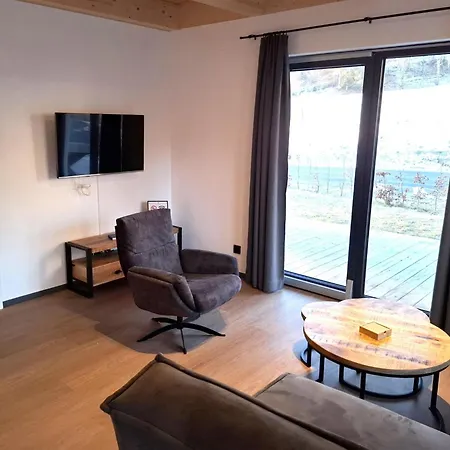 Obermoeschach 1a * Presseggersee