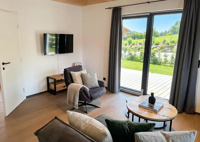 Obermoeschach 1a Holiday home Presseggersee